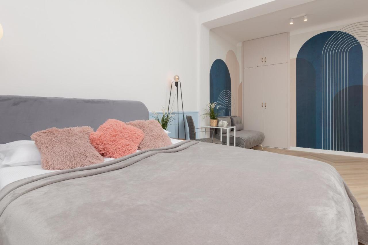 Appartement Art Deco Old Town By Renters *